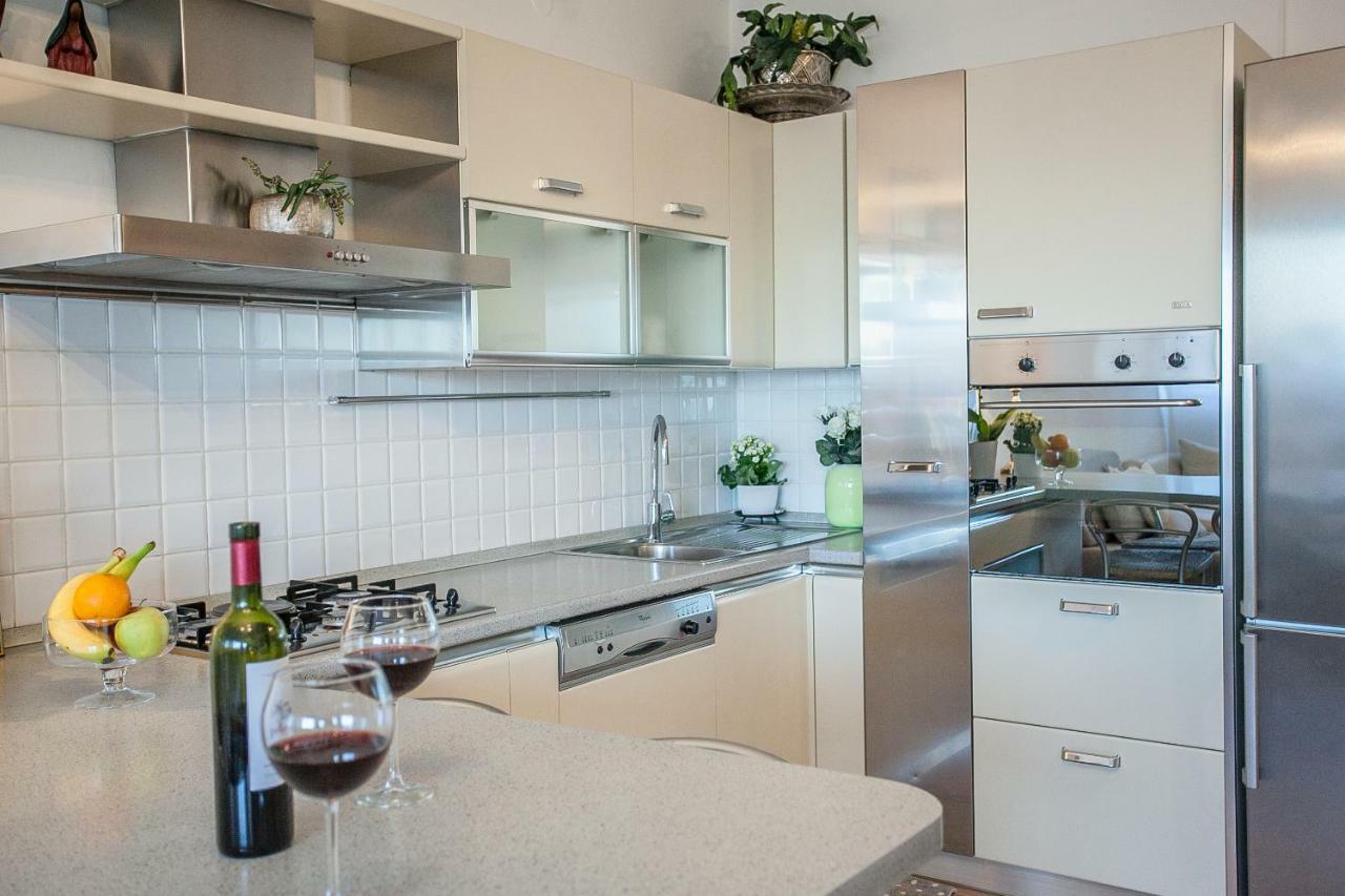 Apartment Laura Сплит Экстерьер фото